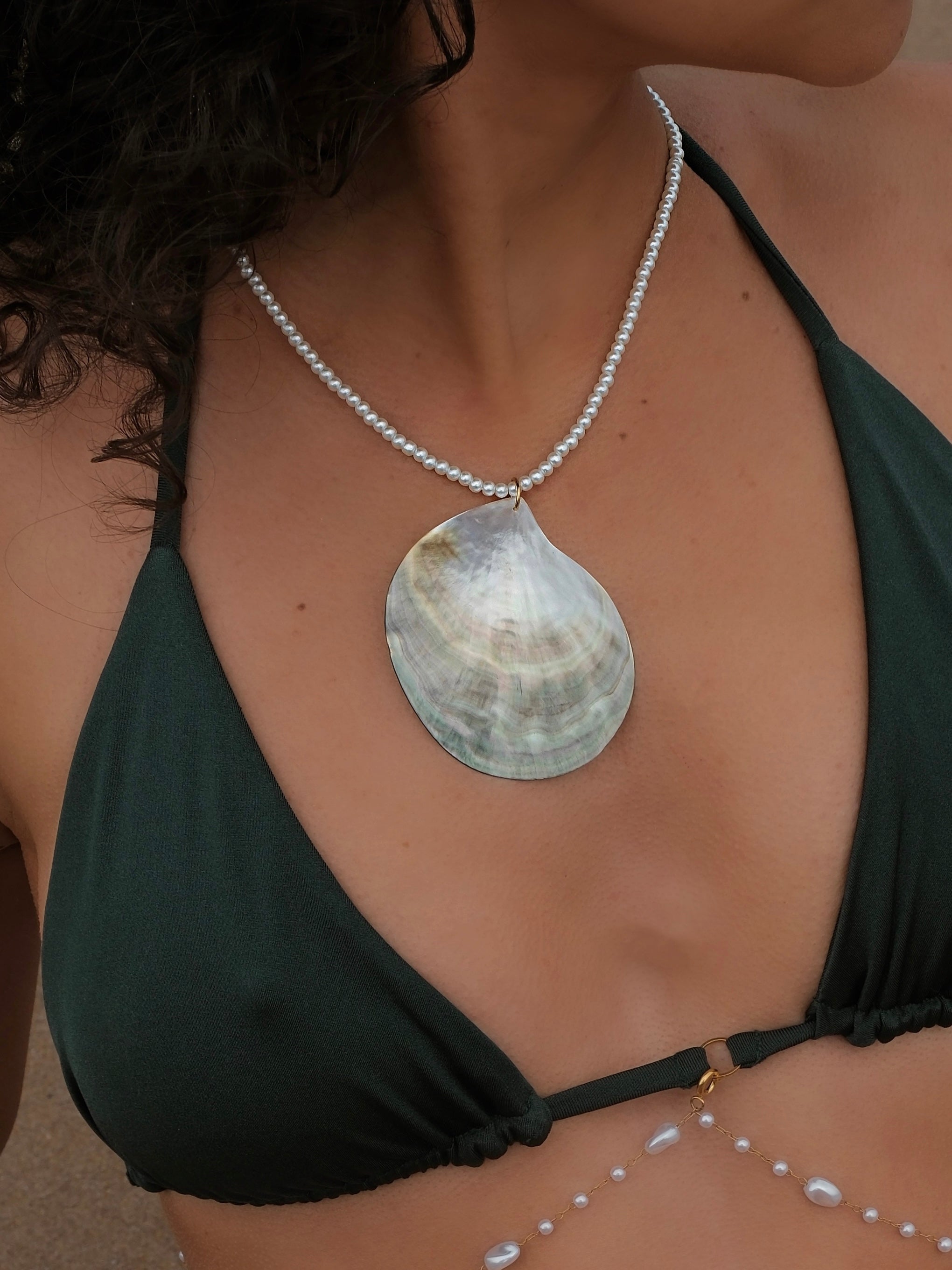 Collier Abyss